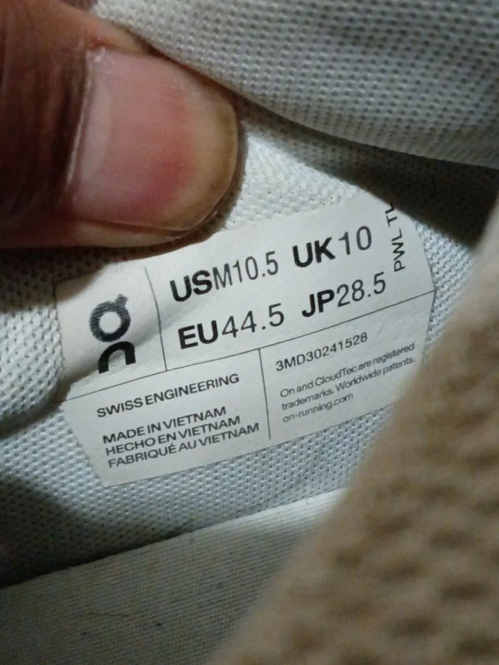 On Cloud The Roger Centre Court Men's Size 10.5 Sneakers White/Grey